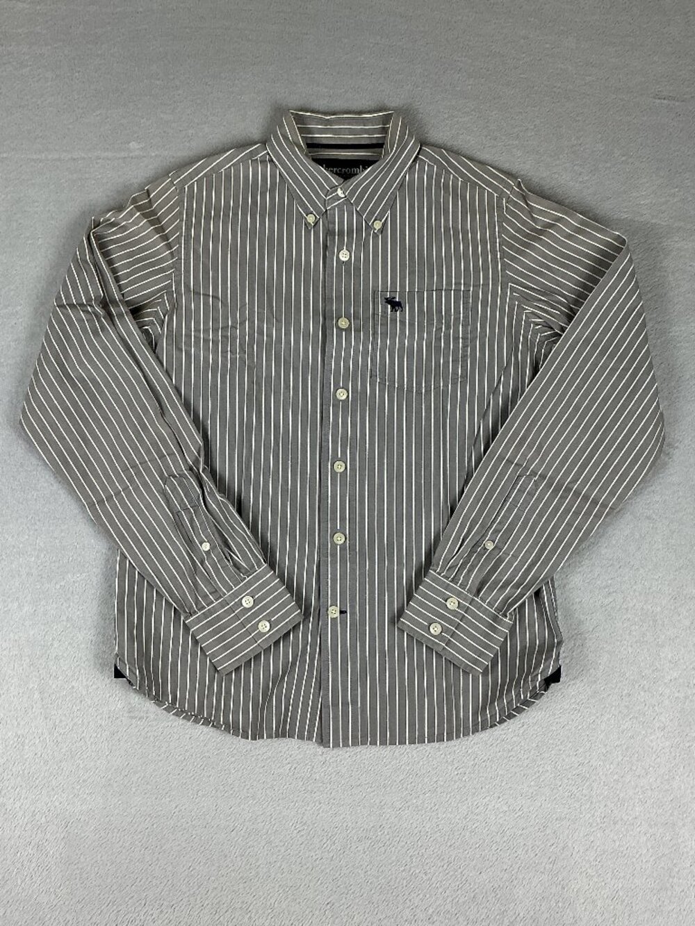 Abercrombie Gray Shirt Button-up Long Sleeve Striped Size L 100% Cotton.